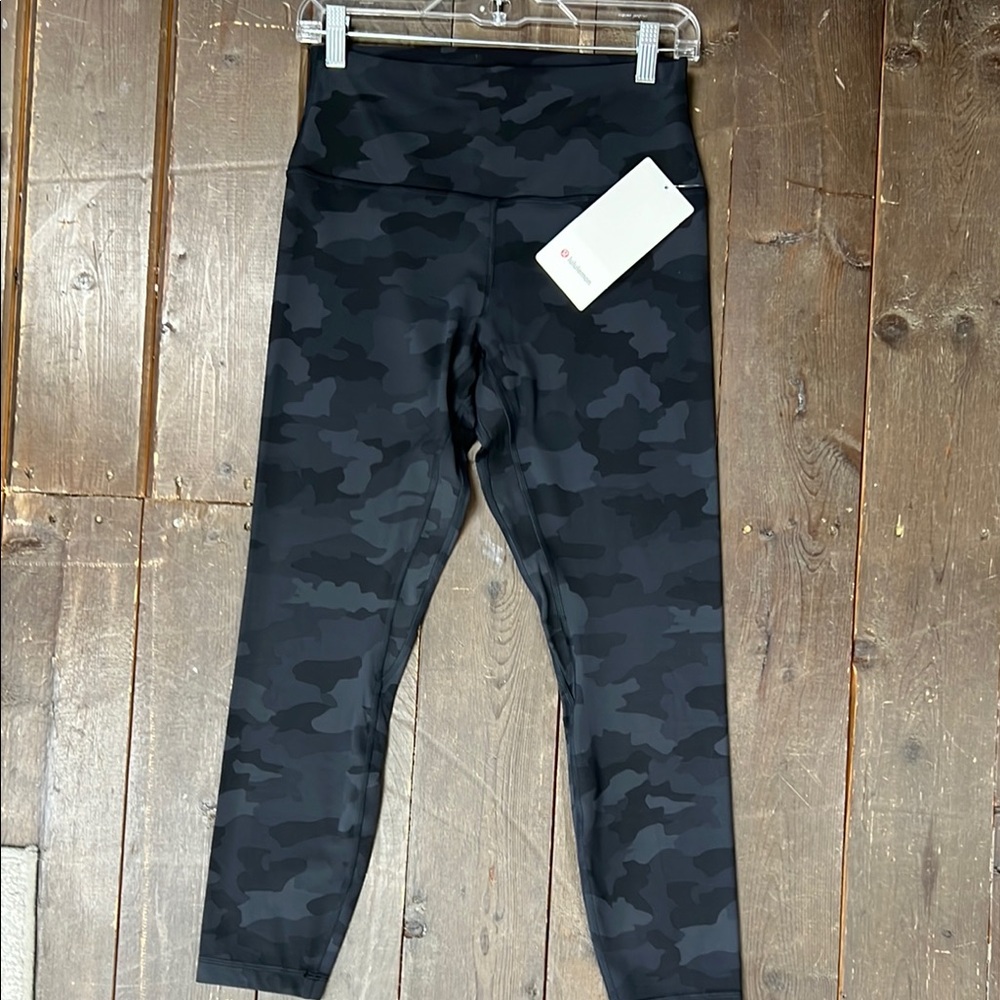 Lululemon Athletica Black Camo Align 25” Leggings. Size 10. NWT